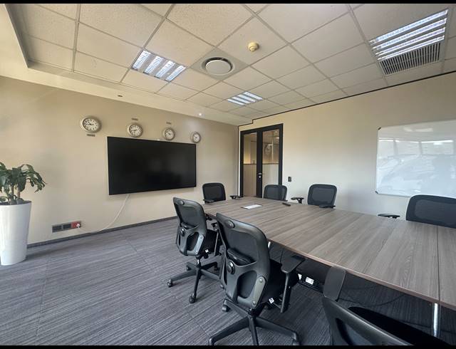 423M² OFFICE TO LET IN SANDTON CENTRAL